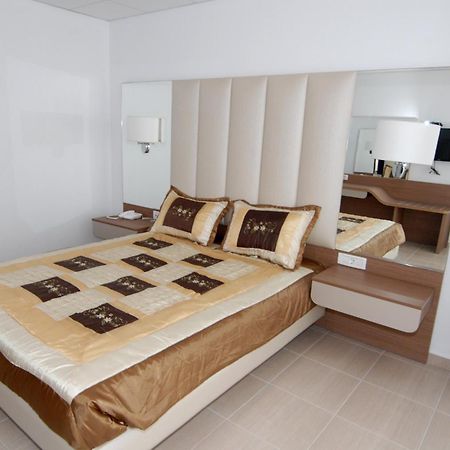 Royal Bay Suites Kefalos  Phòng bức ảnh