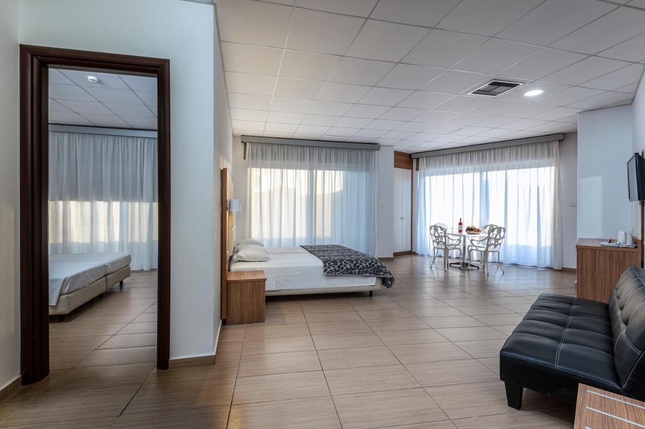 Royal Bay Suites Kefalos  Ngoại thất bức ảnh